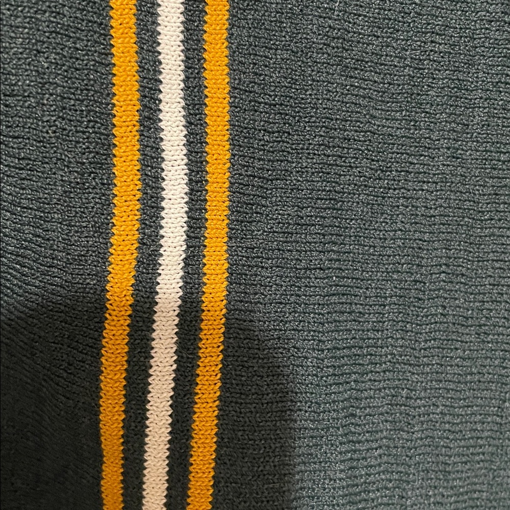 Knit Collared Button-Up - Picture 3 of 6